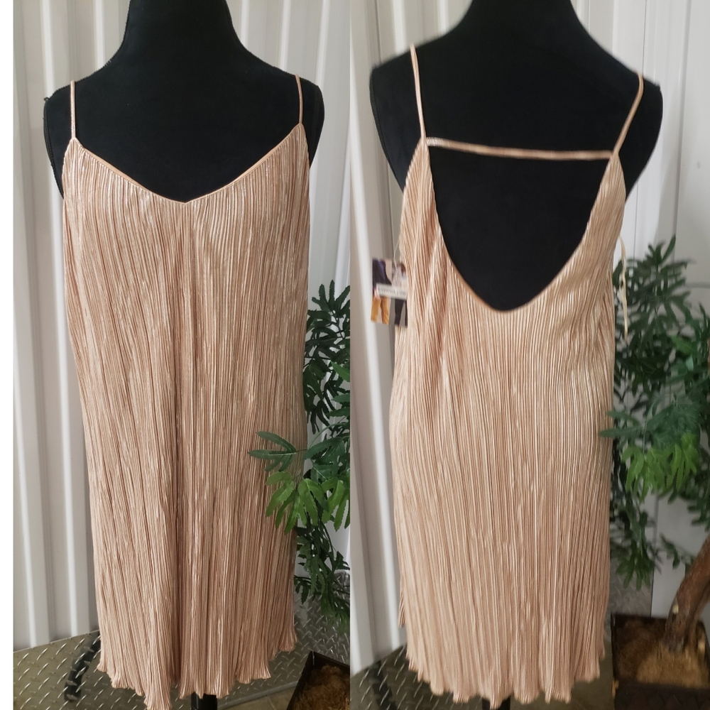NWT MISS SELFRIDGE Stunning shimmery slip dress metallic gold